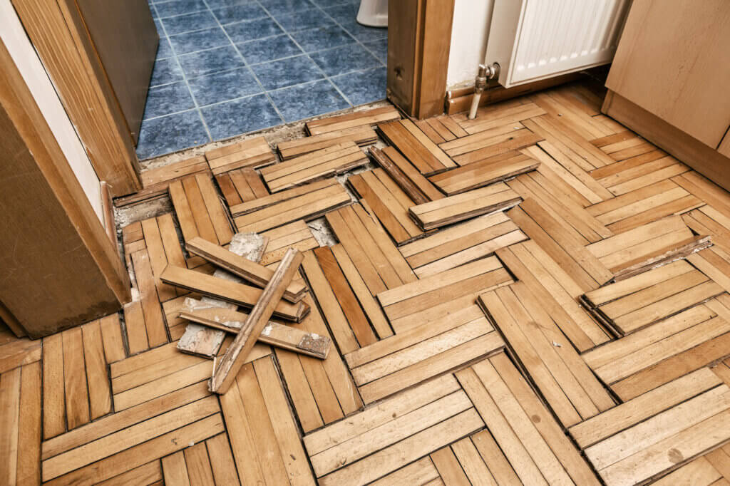 water damage restoration services in Aurora, CO. Call today for a free quote!